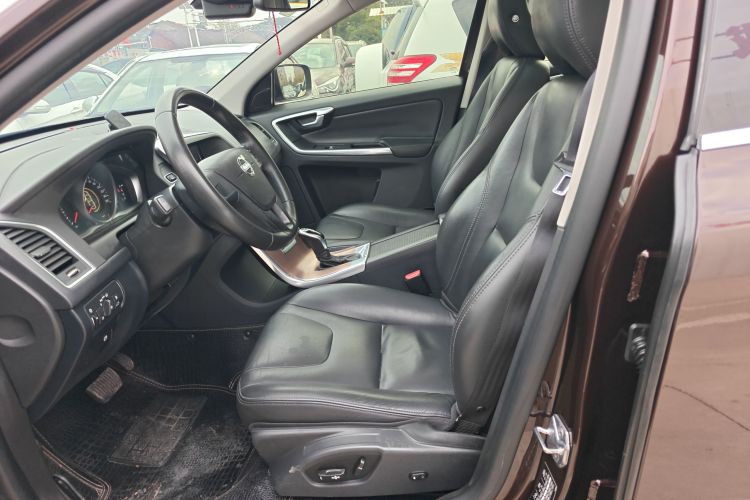 沃尔沃XC60 2017款 T5 智行升级版中控内饰19