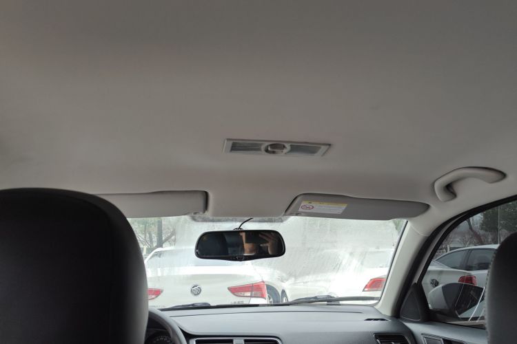 大众 朗逸 2015款 1.6L 手动风尚版中控内饰22