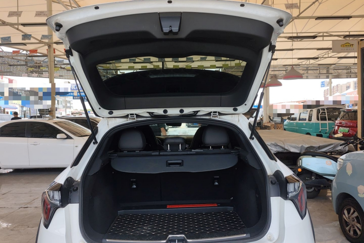 领克02 2021款 1.5TD DCT两驱劲 冠军版局部细节23