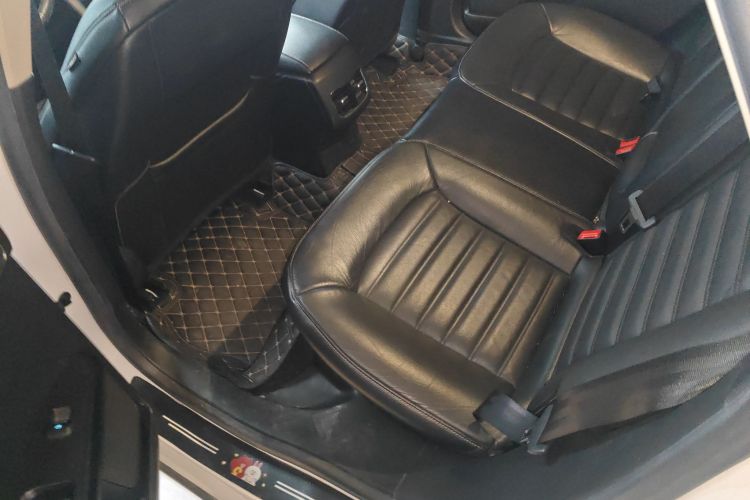 福特 蒙迪欧 2017款 EcoBoost 200 时尚型中控内饰21