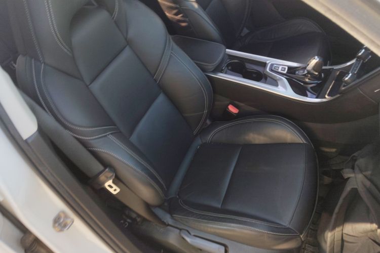 领克01 2017款 2.0T 两驱型版局部细节41