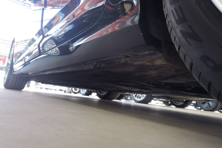 奥迪A6L 2024款 45 TFSI 臻选动感型机舱底盘30