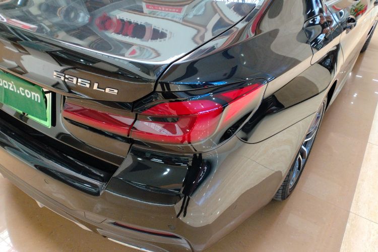 宝马5系新能源 2021款 535Le M运动套装车身外观6006