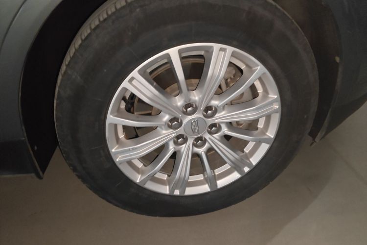 凯迪拉克XT5 2018款 28E 四驱技术型车身外观10