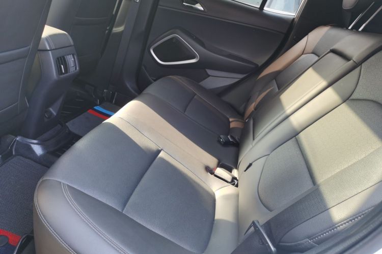 北京现代ix35 2019款 2.0L 自动两驱智勇·畅享版 国VI中控内饰21