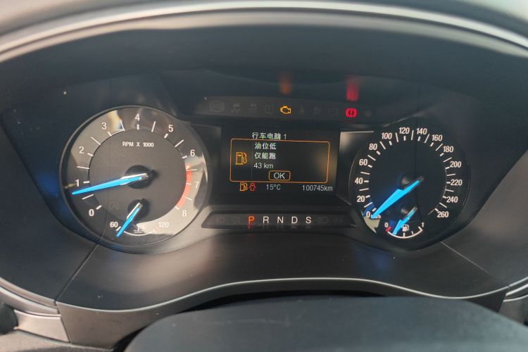 福特 蒙迪欧 2018款 EcoBoost 180 时尚型中控内饰14