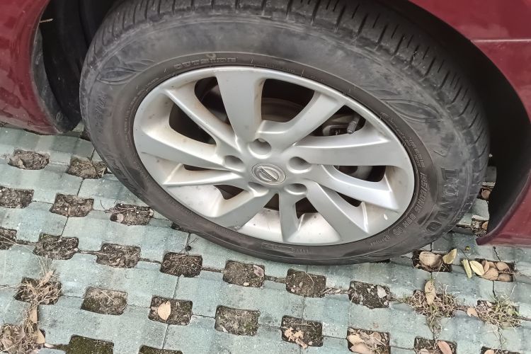 日产 骐达TIIDA 2019款 1.6L CVT酷动版 国V车身外观10