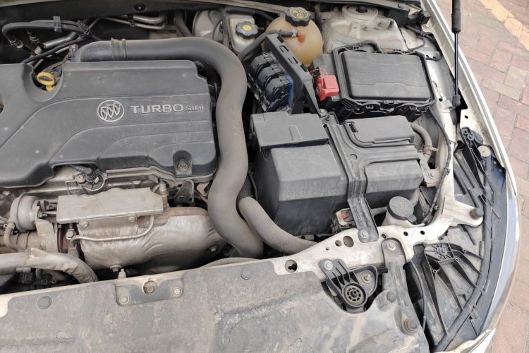 别克 君威 2017款 20T 豪华型局部细节9007