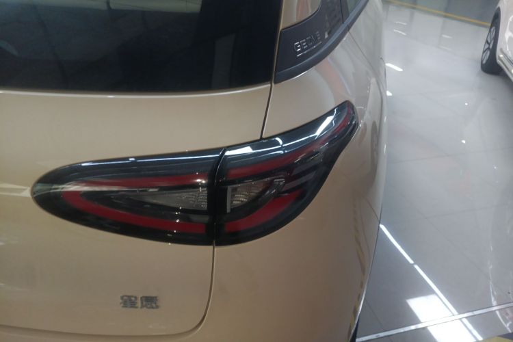 吉利银河 星愿 2025款 310km 梦想版车身外观9