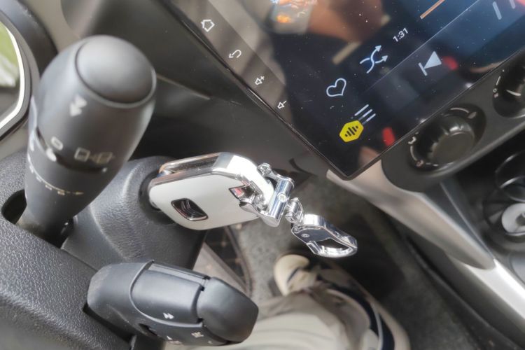 雪铁龙C3-XR 2017款 1.6L 自动时尚型中控内饰7001