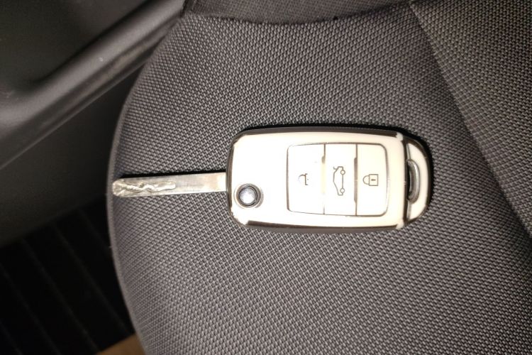 长安启源 长安Lumin 2022款 155km 清甜款中控内饰11