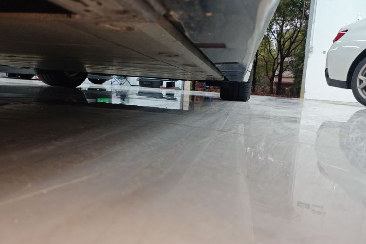 极氪001 2022款 超长续航双电机 YOU版局部细节9002