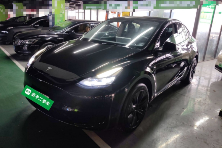 特斯拉 Model Y 2023款 后轮驱动版车身外观6003