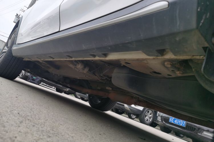 荣威RX5 2019款 20T 两驱自动4G互联铂金版局部细节9002