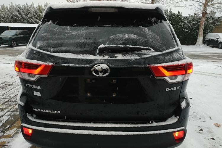 丰田 汉兰达 2018款 2.0T 两驱精英版 7座 国VI车身外观6004