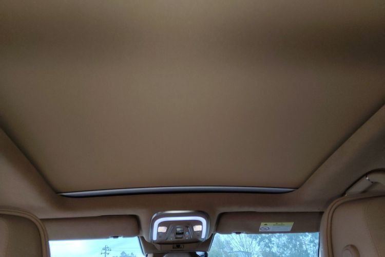 腾势N8 2023款 四驱超混旗舰七座版中控内饰22