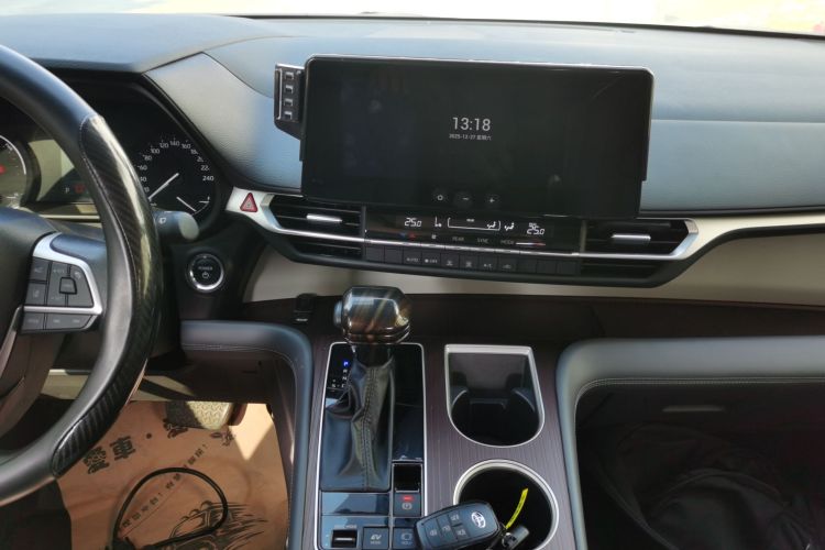 丰田 格瑞维亚 2024款 2.5L混动 舒适版局部细节16