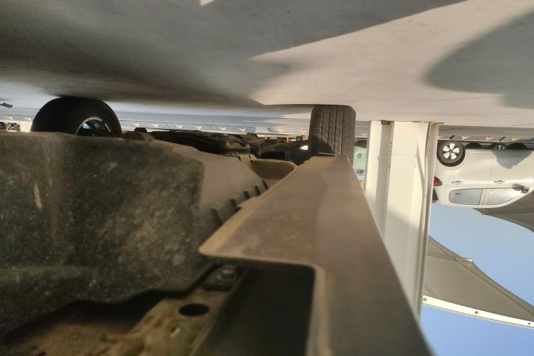 哈弗H6 2021款 运动版 1.5T 手动精英智联型 六边形格栅局部细节9002