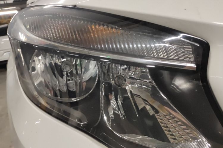 奔驰GLA 2015款 GLA 200 动感型车身外观8