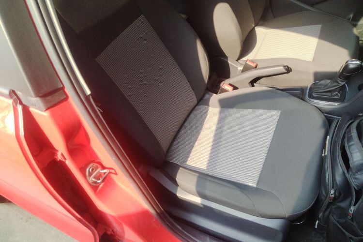 大众 Polo 2016款 1.4L 自动风尚型局部细节41