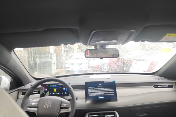 比亚迪 秦PLUS 2025款 DM-i 智驾版 55KM领先型中控内饰22