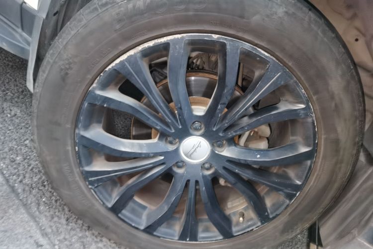 陆风X7 2015款 2.0T 全景尊贵版车身外观6007