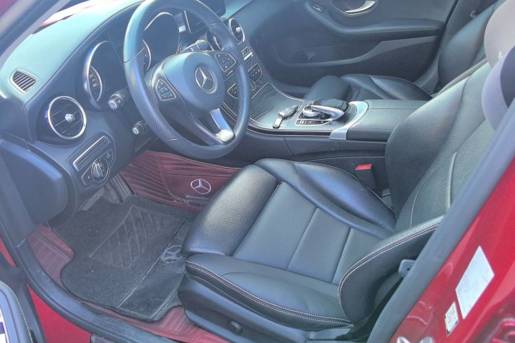 奔驰C级 2017款 C 200 L 运动版中控内饰19