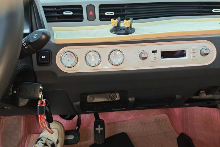 五菱汽车 宏光MINIEV 2021款 马卡龙臻享款 磷酸铁锂中控内饰16