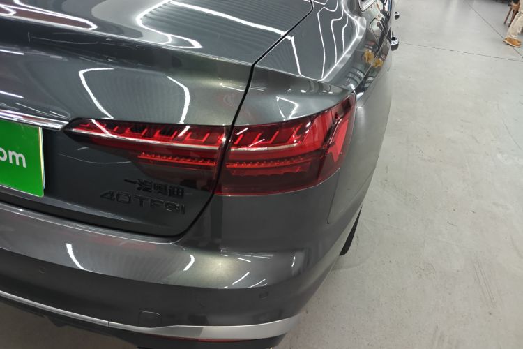 奥迪A4L 2022款 40 TFSI 时尚动感型车身外观9