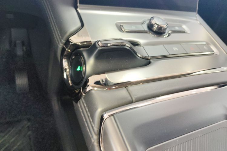 蔚来ES6 2020款 430KM 性能版中控内饰18