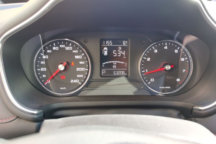 名爵HS 2019款 20T 自动两驱豪华版 国VI中控内饰14