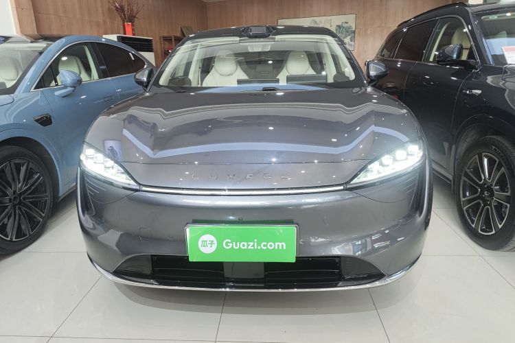 鸿蒙智行 智界R7 2024款 纯电 736km UItra车身外观2