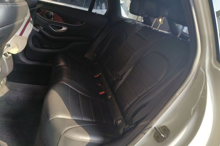 奔驰GLC 2019款 GLC 260 L 4MATIC 豪华型中控内饰21