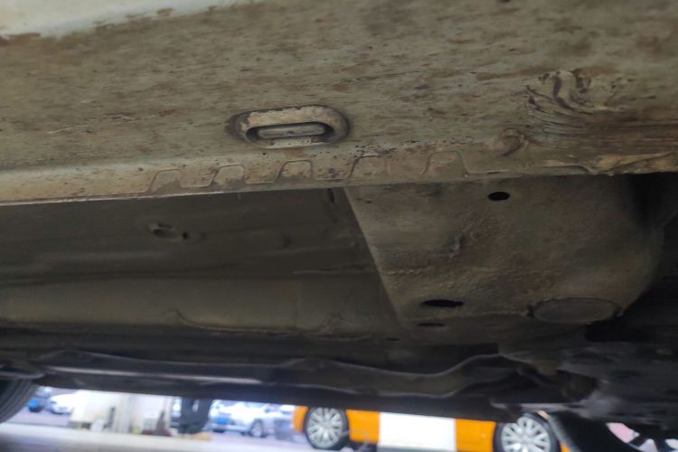 名爵 MG5 2022款 180DVVT CVT青春豪华版局部细节9001