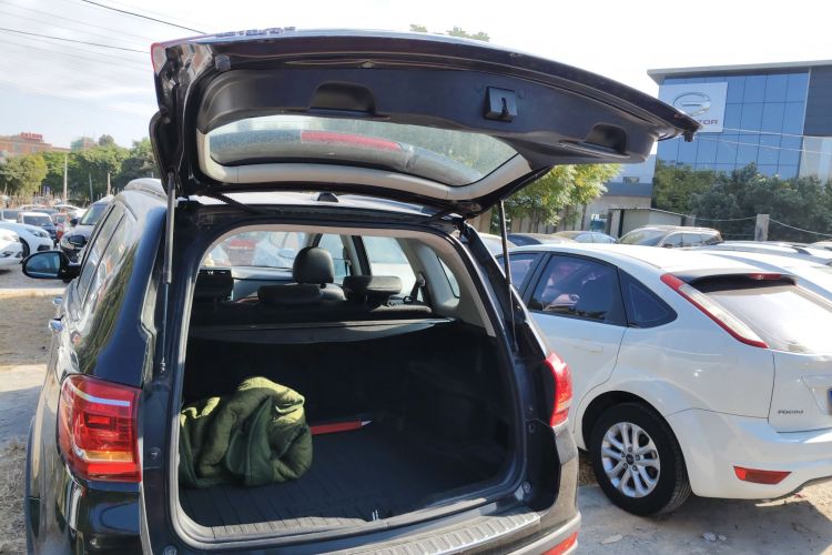 哈弗H6 2014款 运动版 1.5T 手动两驱精英型机舱底盘23