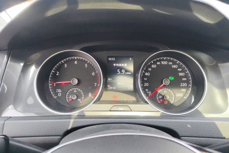 大众 高尔夫 2018款  230TSI 自动豪华型中控内饰14