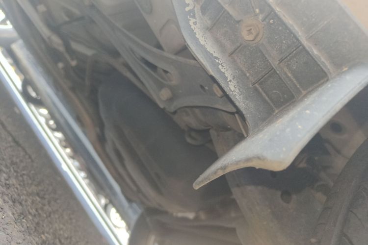 丰田 YARiS L 致炫 2017款 1.5G CVT劲速天窗升级版局部细节9003