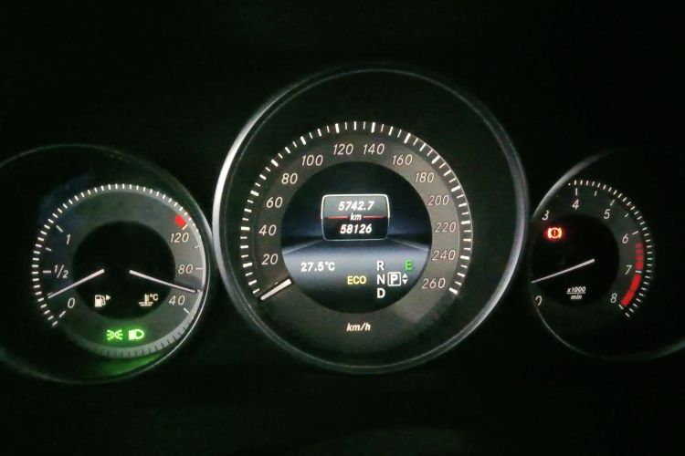 奔驰E级(进口) 2014款 E 260 敞篷轿跑车局部细节14