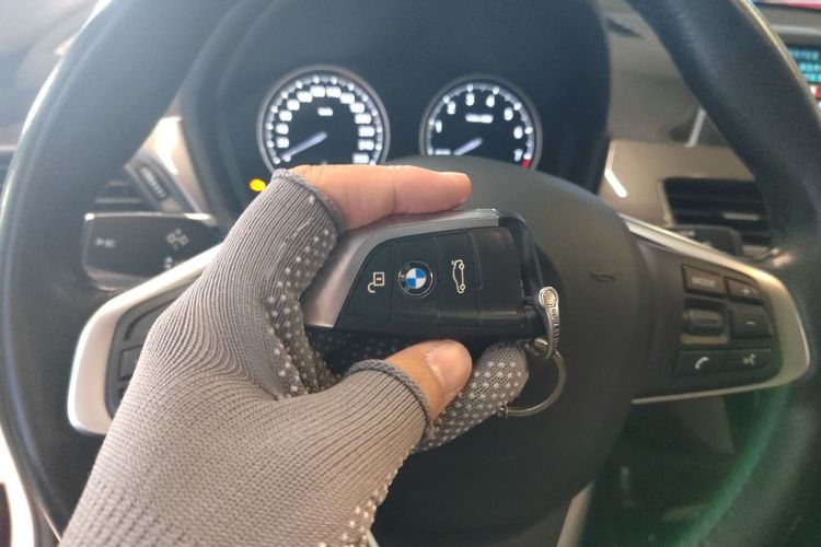 宝马X1 2019款 sDrive18Li 尊享型中控内饰7001