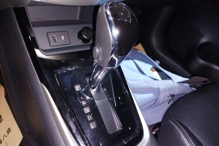 日产 骐达TIIDA 2021款 1.6L CVT智行版中控内饰18