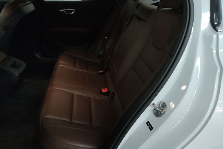 沃尔沃S60 2023款 B4 智远豪华版中控内饰21