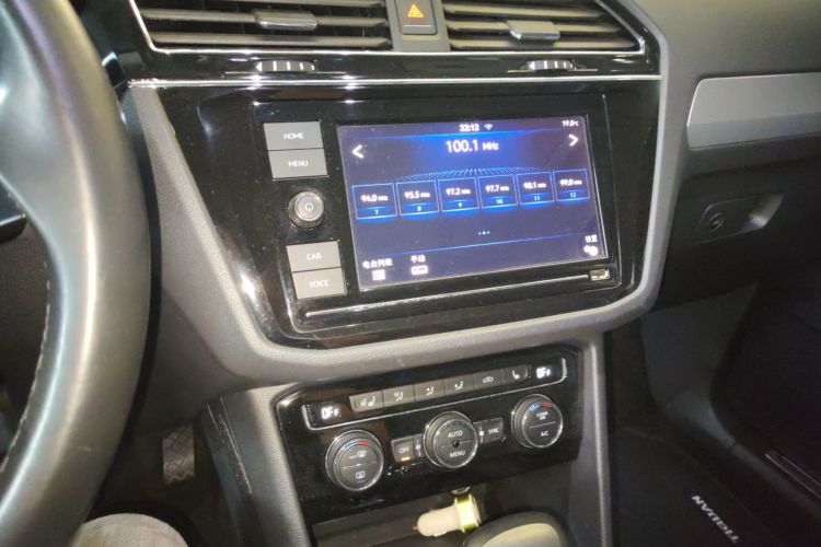 大众 途观L新能源 2019款 430PHEV 混动豪华版中控内饰16