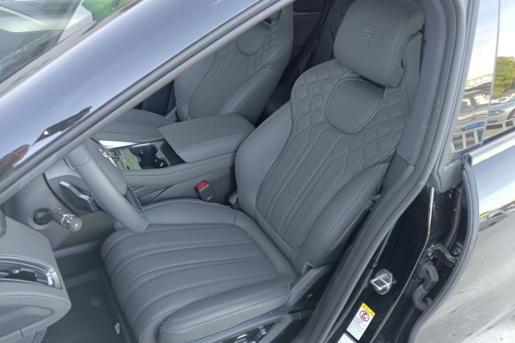 比亚迪 宋L EV 2025款 智驾版 662km 激光雷达卓越型局部细节19