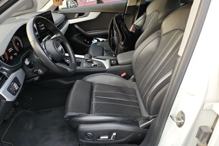 奥迪A4L 2023款 40 TFSI 时尚动感型局部细节19