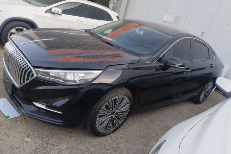 红旗H5 2022款 经典款 改款 1.5T DCT旗韵版车身外观4