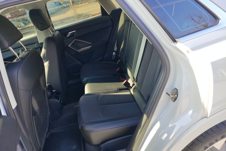 奥迪Q3 2021款 35 TFSI 时尚动感型中控内饰21