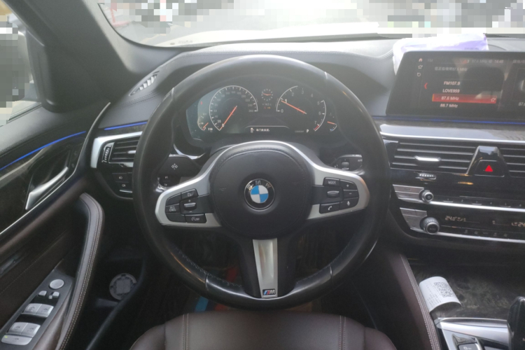 宝马5系 2018款 525Li M运动套装局部细节13