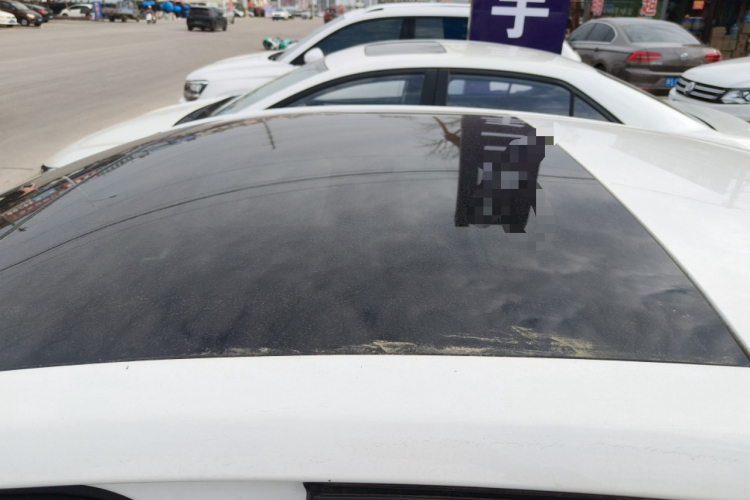 福特 福克斯 2019款 三厢 EcoBoost 180 自动锋潮型局部细节57