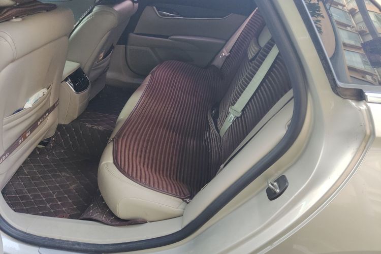 凯迪拉克XTS 2016款 28T 技术型中控内饰7004