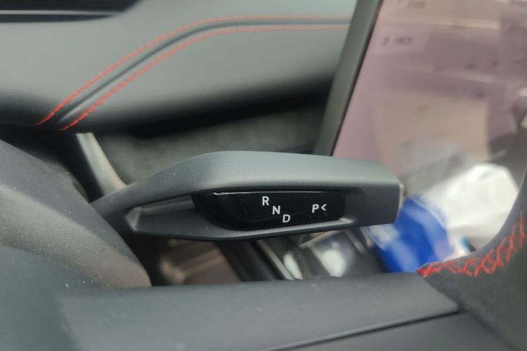 小米汽车 小米SU7 Ultra 2025款 Ultra中控内饰18